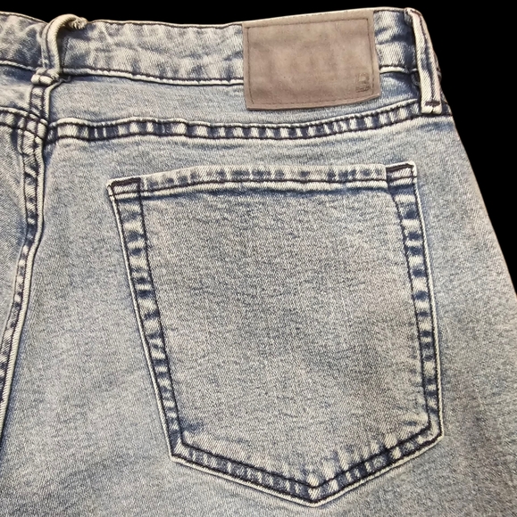 Bonobos Jeans Mens 31x30 Pants Light Wash Slim Taper Stretch Casual Blue - Picture 5 of 6